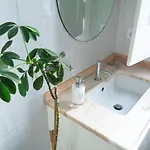 Amoreiras Guest house Lisbon